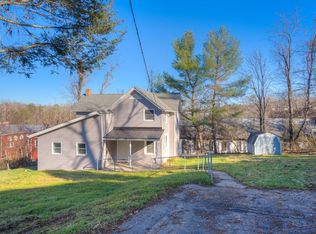 27 Bertha St, Pulaski, VA 24301