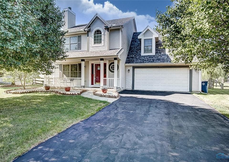 1st image of 831 Little Creek Dr