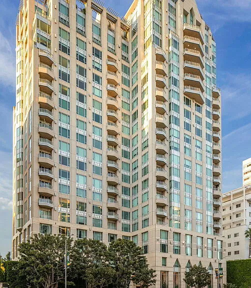 10727 Wilshire Blvd #1904 — Photo 1