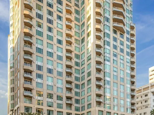 10727 Wilshire Blvd APT 1904, Los Angeles, CA 90024