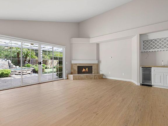 2nd image of 4326 Park Paloma