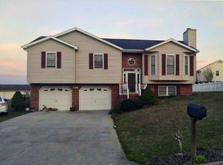 427 Crystal Springs Cir, Gray, TN 37615