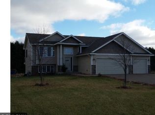 1406 Carlson Dr, Isanti, MN 55040