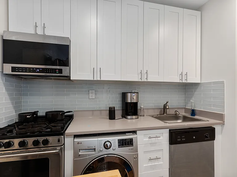 62 Forsyth St #16 — Photo 1