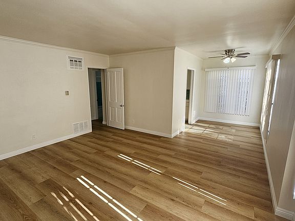 2nd image of 4221 Los Feliz Blvd APT 5