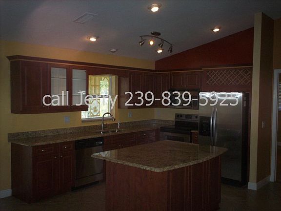 2nd image of 2620 SW 9th Ave
