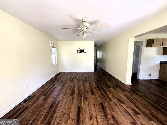 5th image of 109 Flatrock Ln