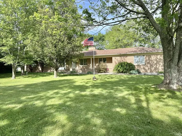 1376 N 800th St E, Greentown, IN 46936
