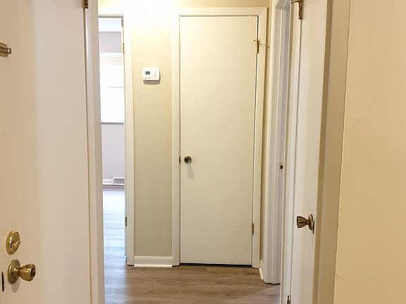 5th image of 7326 Deane Hill Dr
