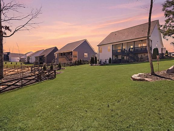 2nd image of 7457 Peytons Rise Way