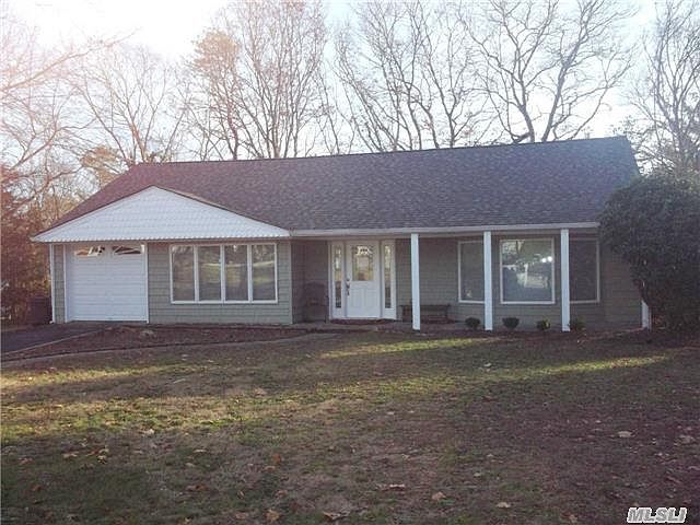 1st image of 18 Theresa Ct