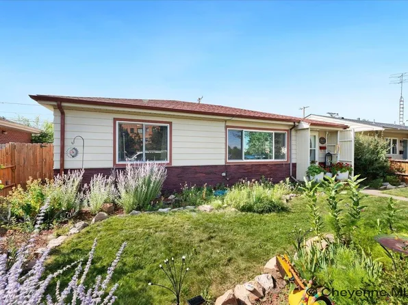 2611 E 18th St, Cheyenne, WY 82001