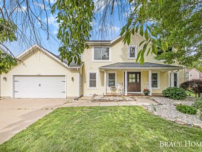 1090 Woodspointe Dr SW, Byron Center, MI, 49315