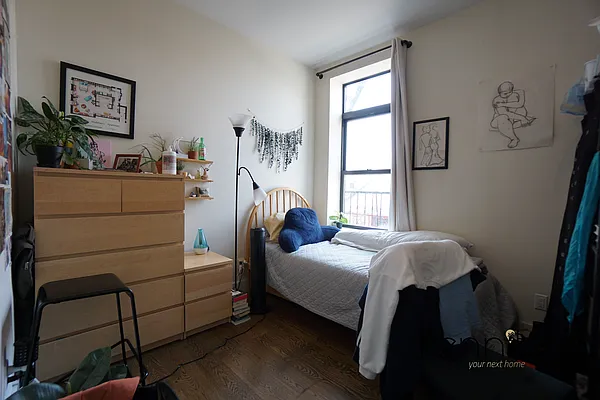 Rented by Rennit Inc. | media 10