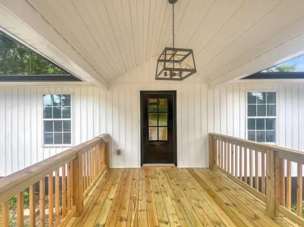 426 Cedar St, Dover, TN 37058