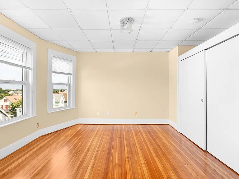 15 Oakland Ave #3 — Photo 6