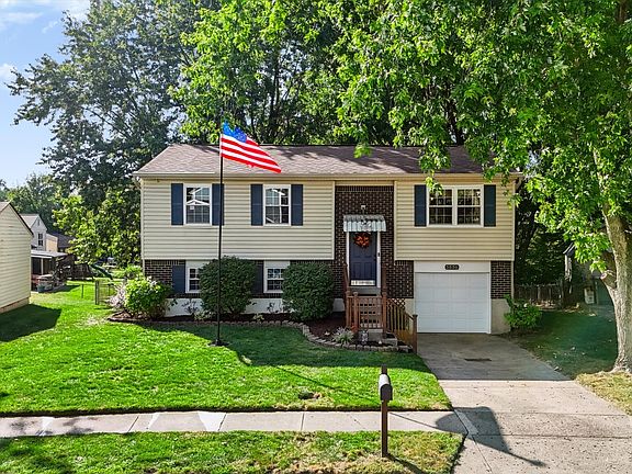2nd image of 5556 Meckes Ln