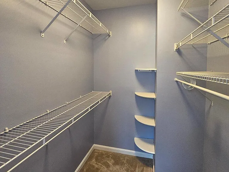 8202 Catbird Cir #202 — Photo 17