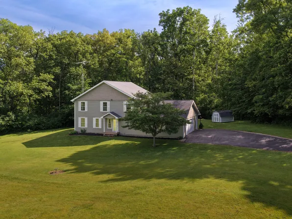 4200 N County Road 1000 E, Hope, IN 47246