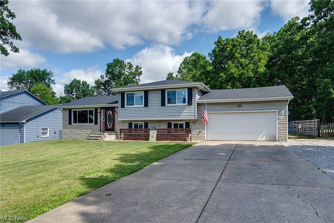 1947 Beaver Trl, Mineral Ridge, OH 44440 Zillow