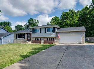 1947 Beaver Trl, Mineral Ridge, OH 44440