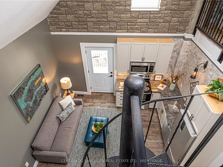 45 Chestnut St #1 — Photo 16