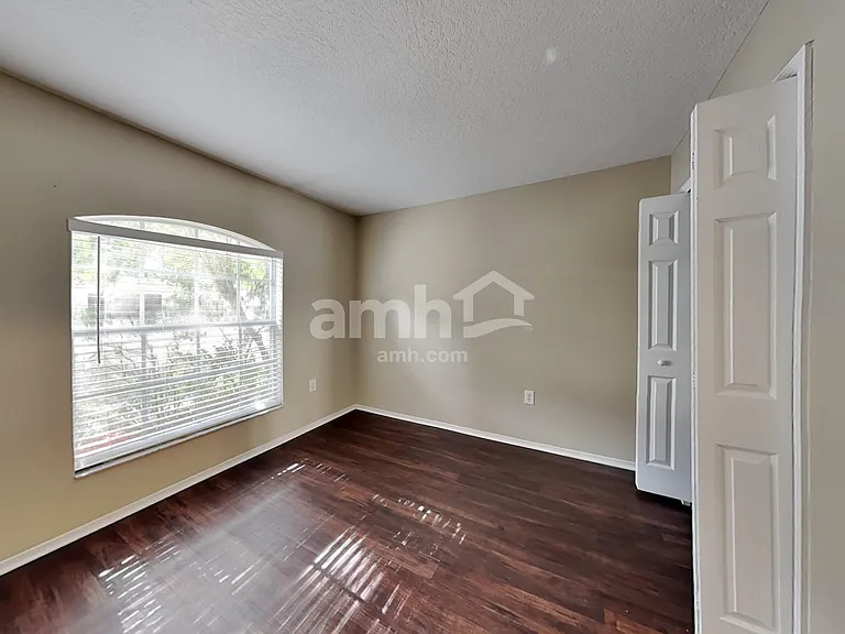 2325 Ole Hickory Dr — Photo 15