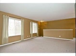 259 Windsor Ct UNIT D, South Elgin, IL 60177