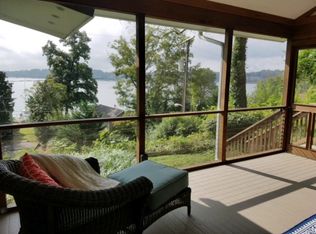 214 Winchester Beach Dr, Annapolis, MD 21409