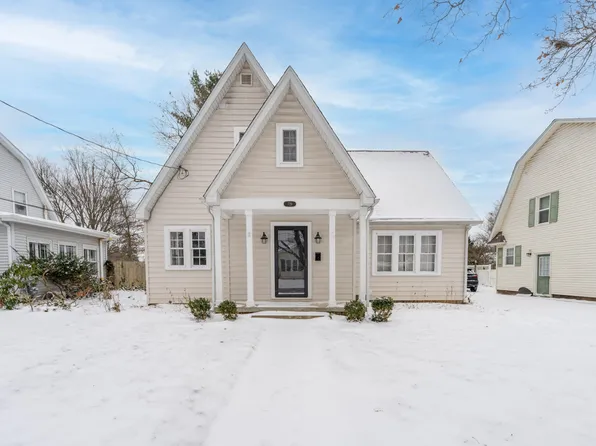 729 Edgemoor Ave, Kalamazoo, MI 49008