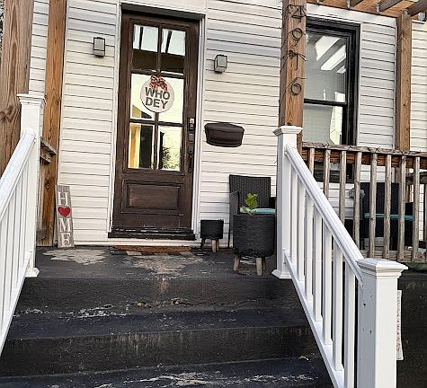 2nd image of 4916 Jameson St