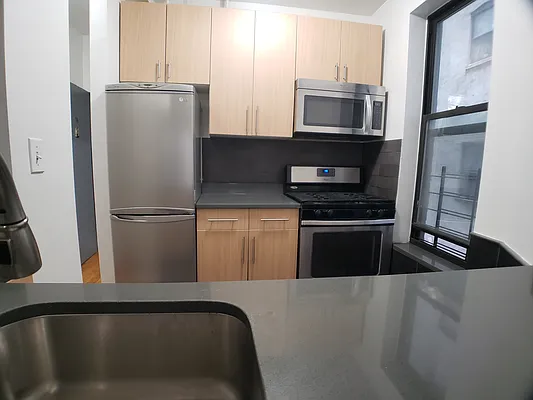 Rented by Keller Williams NYC | media 18