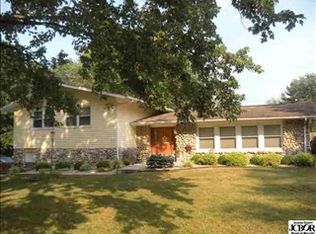 437 Mutton Creek Dr, Seymour, IN 47274