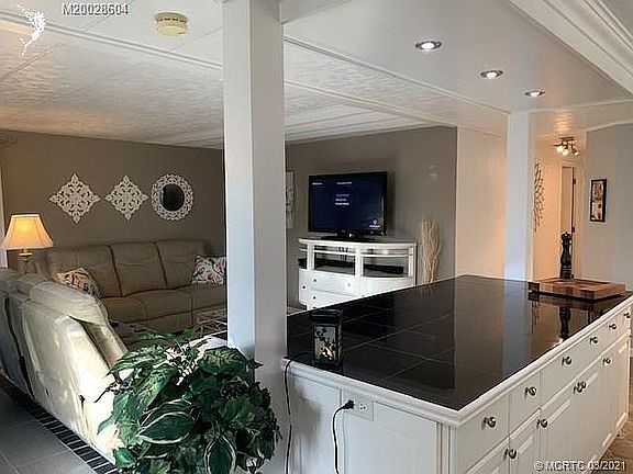 5th image of 6316 S Elm Ln