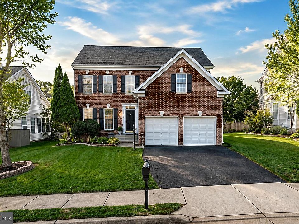 1st image of 1603 Chickasaw Pl NE