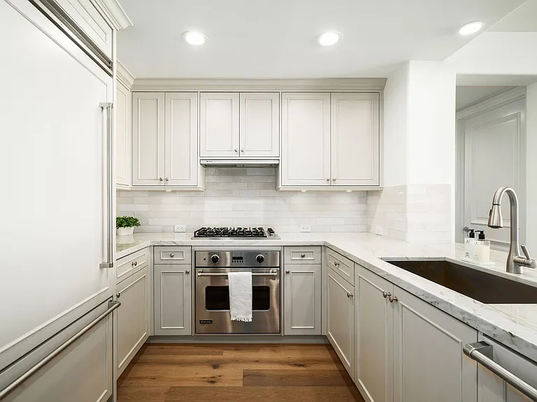 7181 E Camelback Rd #504 — Photo 4