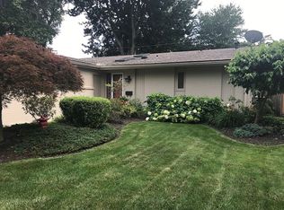 4207 Oakcrest Dr, Toledo, OH 43623