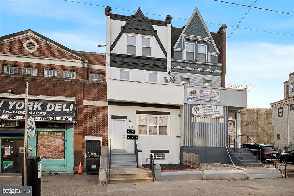 1418 W Erie Ave — Photo 1