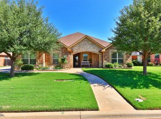 3834 Hill Country Dr, Abilene, TX 79606