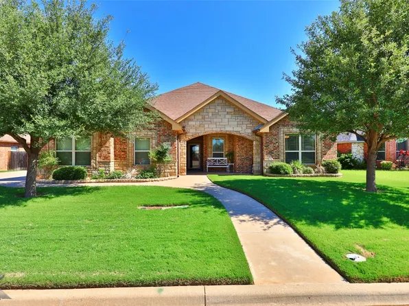 3834 Hill Country Dr, Abilene, TX 79606