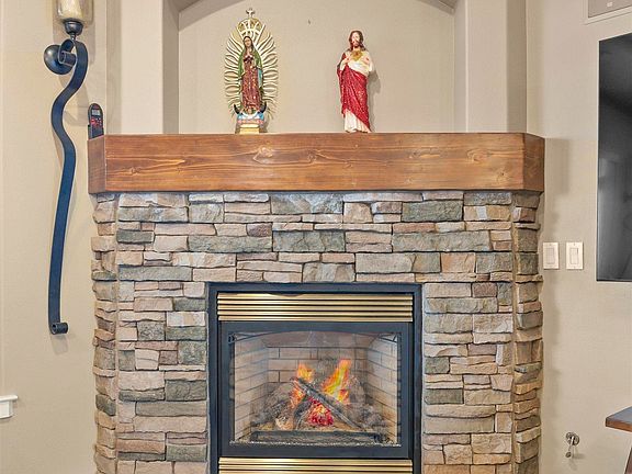 4th image of 4502 Tamarisk Dr