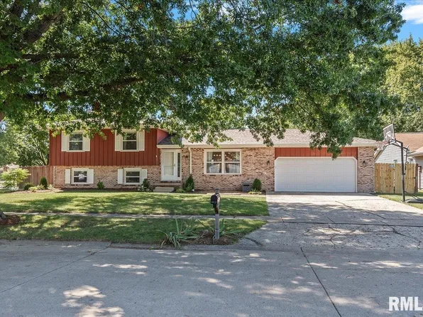 817 Freemans Farm Rd, Springfield, IL 62704