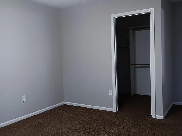 5586 Lapeer Rd — Photo 21