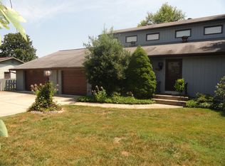291 Burts Ln, Stout, OH