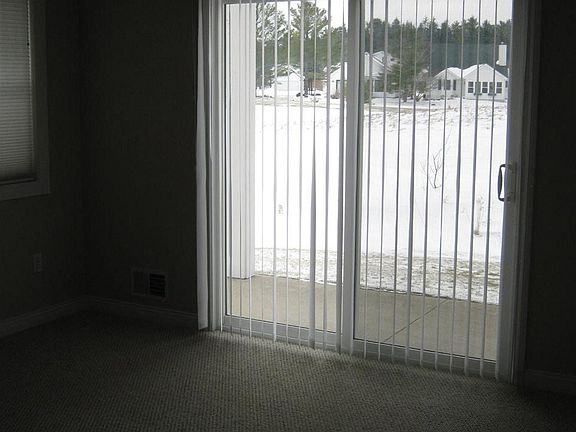 5th image of 09519 Summerhouse Dr APT 11