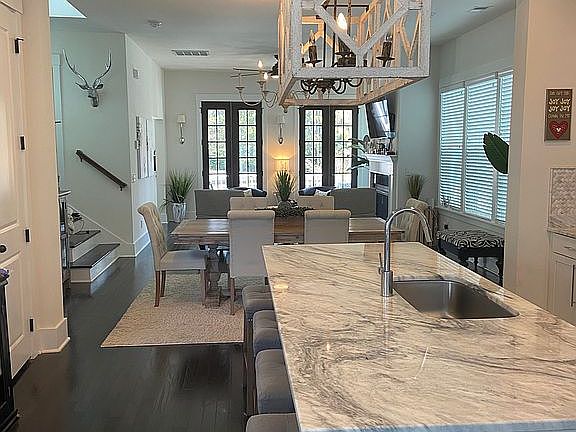 Kitchen to living room