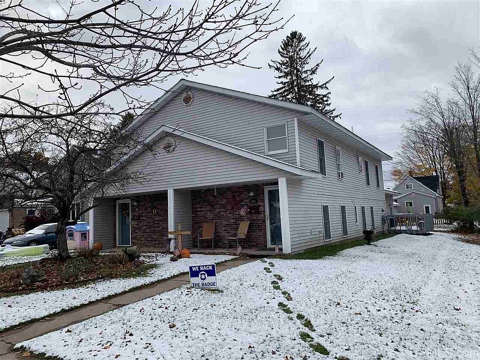 1st image of 221 Mine St