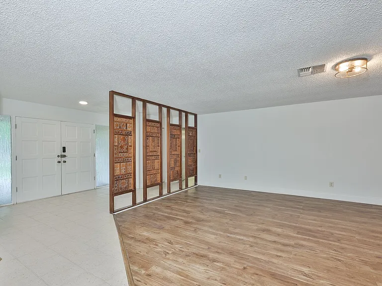 2823 Heron Pl — Photo 9