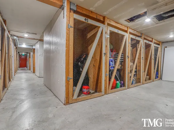 The Illahee Apartments