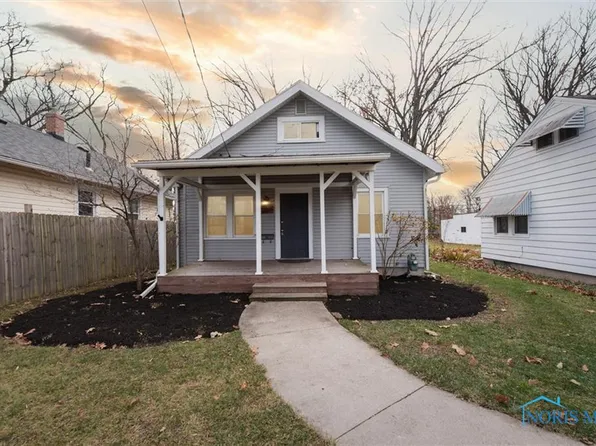 2841 Medford Dr, Toledo, OH 43614